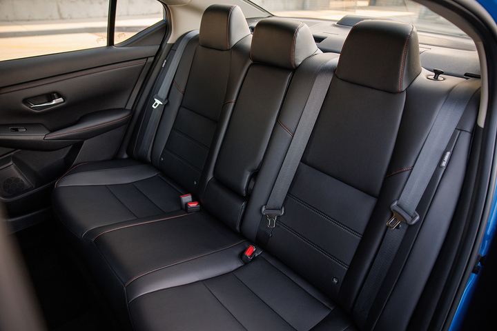 2024 Nissan Sentra seating 