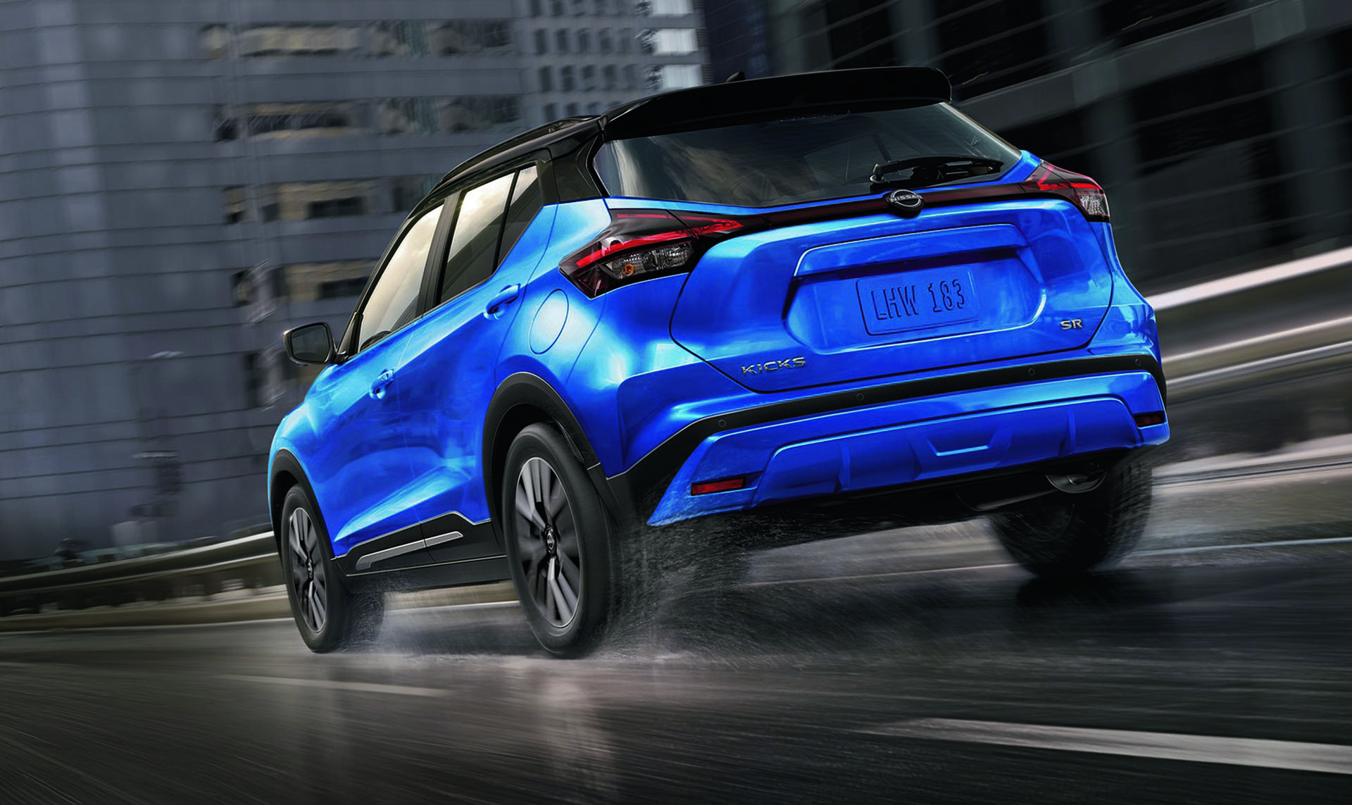 2023-nissan-kicks-in-blue-showing-rear-design-l 